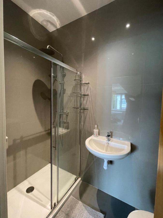 2 Bedroom 2 Bathroom Apartment 8 Including Free Parking Bromley Exteriér fotografie