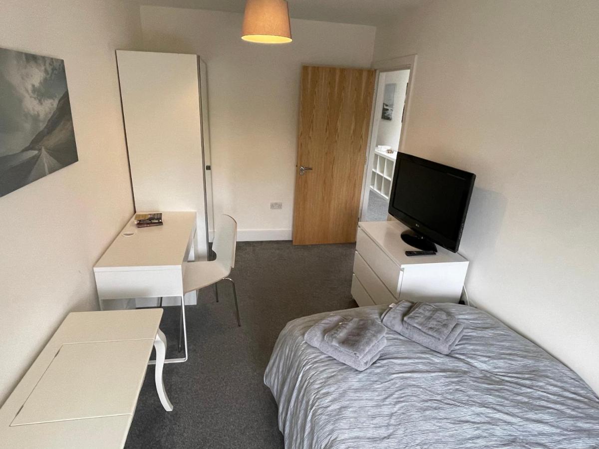 2 Bedroom 2 Bathroom Apartment 8 Including Free Parking Bromley Exteriér fotografie